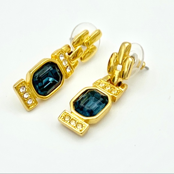 Pierced Earrings crystals set in gold plated metal - Picture 6 of 6